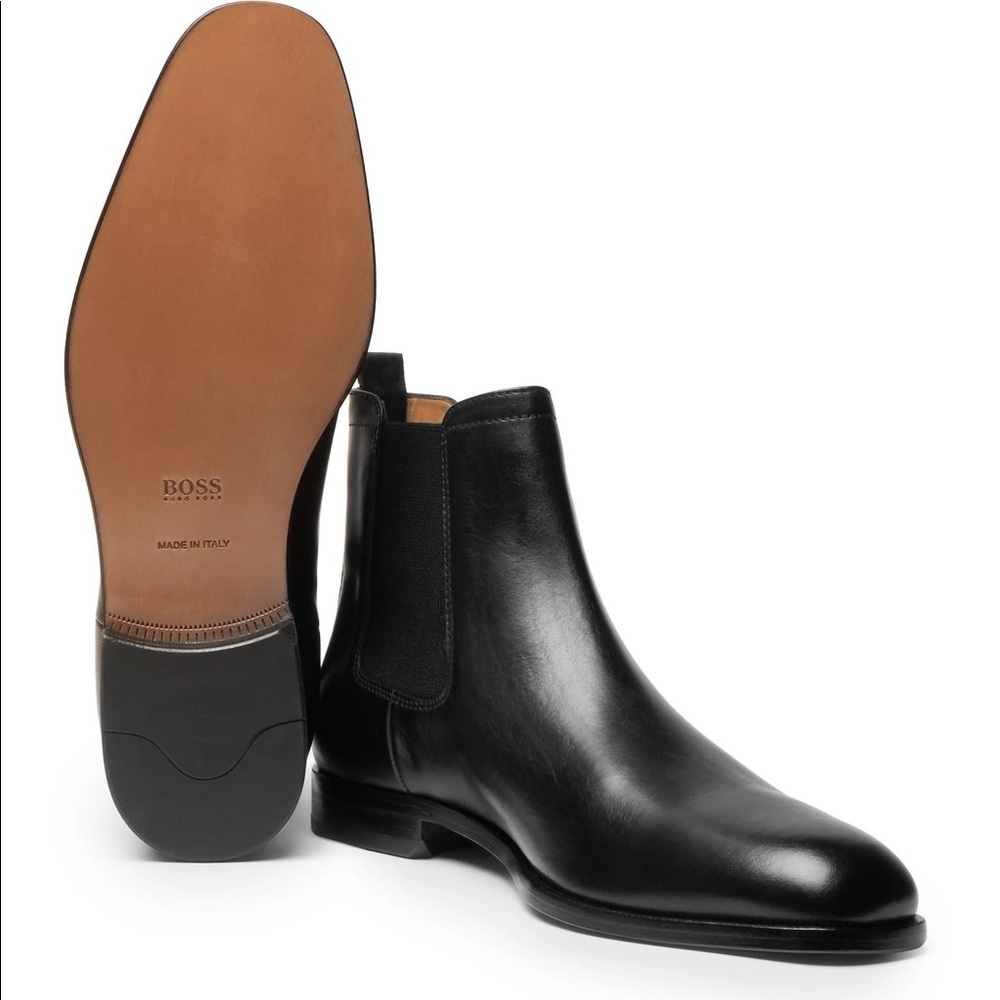 Hugo Boss “Cardiff” black leather Chelsea boot